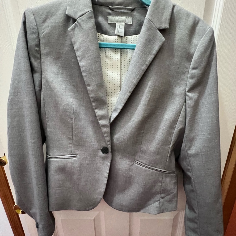 Vintage H & M Gray Women's Blazer - polka dot interior lining - Picture 9 of 9